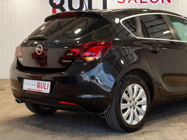 Opel Astra J с пробегом 2011 года, цена 650 000 рублей, 235807 км, хэтчбек, Автокод Объявления