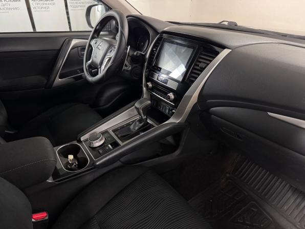 Mitsubishi Pajero Sport III Рестайлинг с пробегом 2021 года, цена 1 850 000 рублей, 322000 км, внедорожник, Автокод Объявления