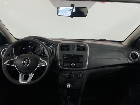 Renault Logan II Рестайлинг с пробегом 2022 года, цена 949 000 рублей, 132750 км, седан, Автокод Объявления