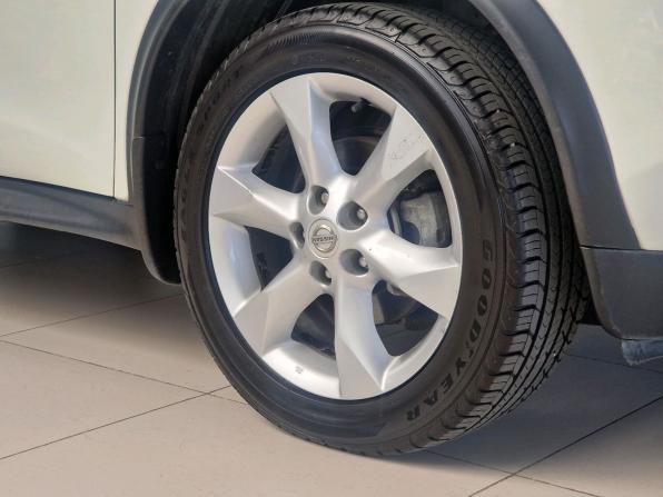 Nissan Juke I с пробегом 2012 года, цена 960 000 рублей, 110859 км, внедорожник, Автокод Объявления
