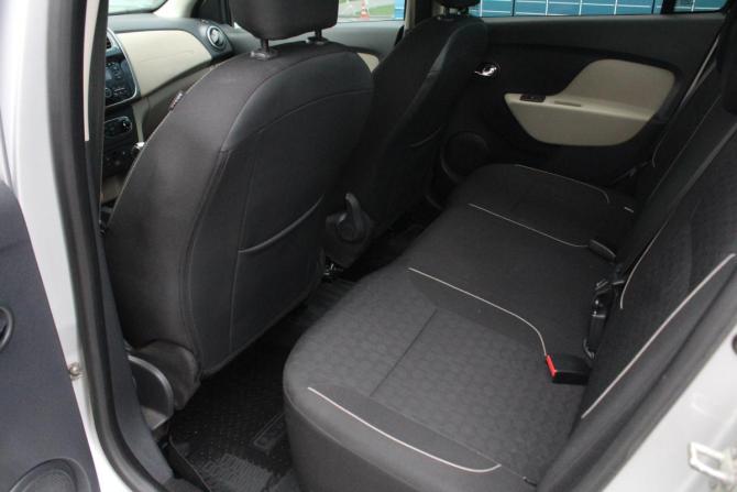Renault Logan II с пробегом 2015 года, цена 849 000 рублей, 152674 км, седан, Автокод Объявления