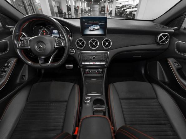 Mercedes-Benz GLA I (X156) Рестайлинг с пробегом 2018 года, цена 2 790 000 рублей, 81658 км, внедорожник, Автокод Объявления