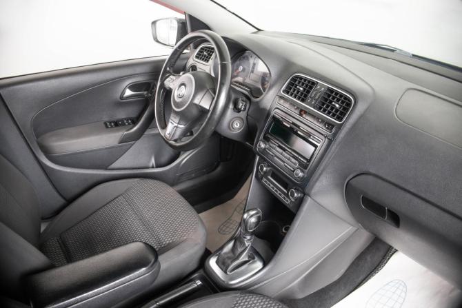 Volkswagen Polo V с пробегом 2012 года, цена 659 000 рублей, 250000 км, седан, Автокод Объявления