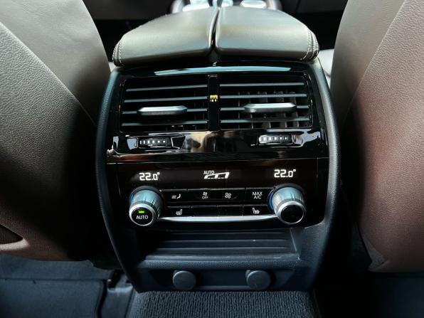 BMW 5 серии VII (G30/G31/G38) с пробегом 2019 года, цена 3 990 000 рублей, 98059 км, седан, Автокод Объявления