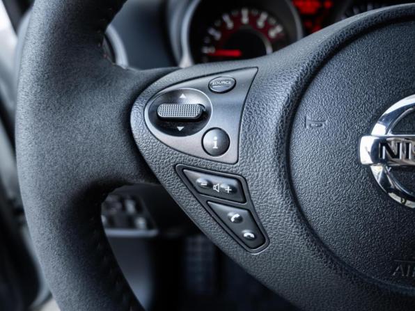 Nissan Juke Nismo I с пробегом 2014 года, цена 1 378 000 рублей, 230363 км, внедорожник, Автокод Объявления