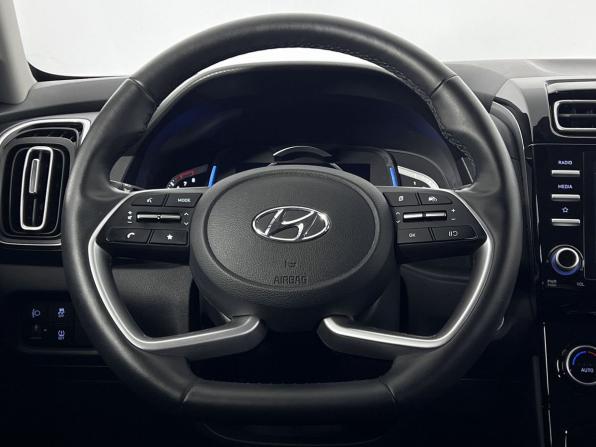 Hyundai Creta II с пробегом 2022 года, цена 2 400 000 рублей, 111000 км, внедорожник, Автокод Объявления
