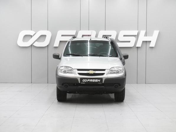 Chevrolet Niva I Рестайлинг с пробегом 2017 года, цена 744 070 рублей, 77197 км, внедорожник, Автокод Объявления