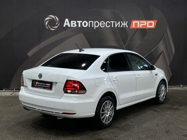 Volkswagen Polo V Рестайлинг с пробегом 2018 года, цена 1 170 000 рублей, 131092 км, седан, Автокод Объявления
