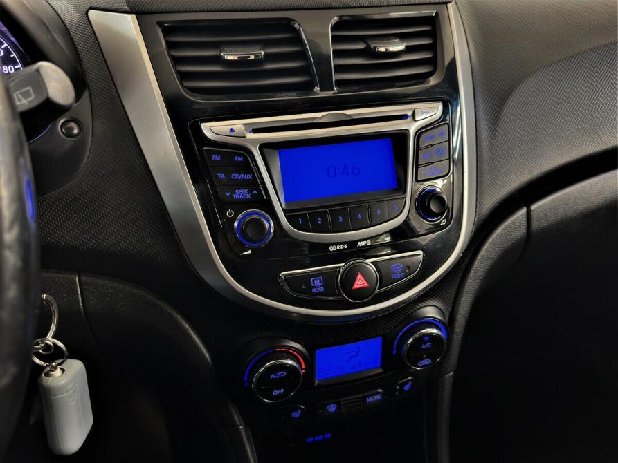 Hyundai Solaris I Москва  - изображение 7