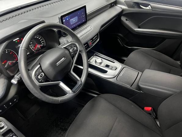 Haval Jolion I с пробегом 2023 года, цена 1 800 000 рублей, 42000 км, внедорожник, Автокод Объявления