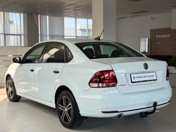 Volkswagen Polo V Рестайлинг с пробегом 2019 года, цена 1 040 000 рублей, 118133 км, седан, Автокод Объявления