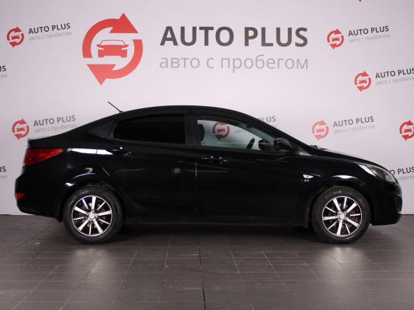 Hyundai Solaris I с пробегом 2013 года, цена 850 000 рублей, 202000 км, седан, Автокод Объявления
