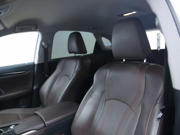 Lexus RX IV Рестайлинг с пробегом 2021 года, цена 4 890 000 рублей, 83600 км, внедорожник, Автокод Объявления