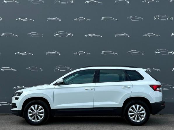 Skoda Karoq I с пробегом 2022 года, цена 2 422 300 рублей, 106766 км, внедорожник, Автокод Объявления