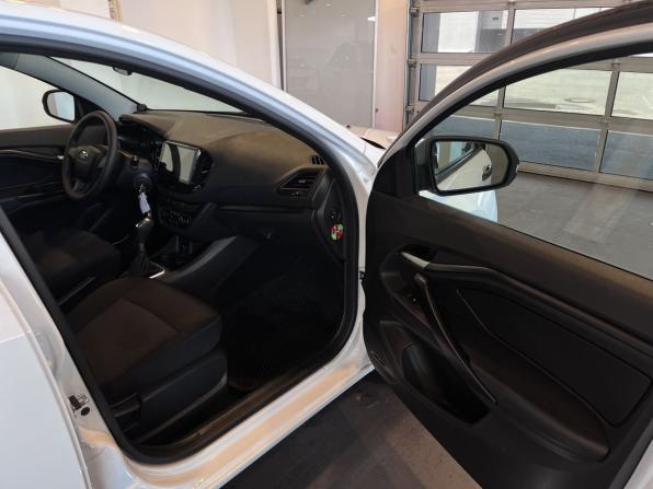 Lada (ВАЗ) Vesta I с пробегом 2021 года, цена 991 000 рублей, 74450 км, седан, Автокод Объявления