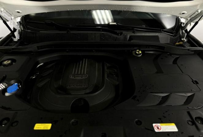 Geely Atlas Pro с пробегом 2024 года, цена 2 115 000 рублей, 49336 км, внедорожник, Автокод Объявления