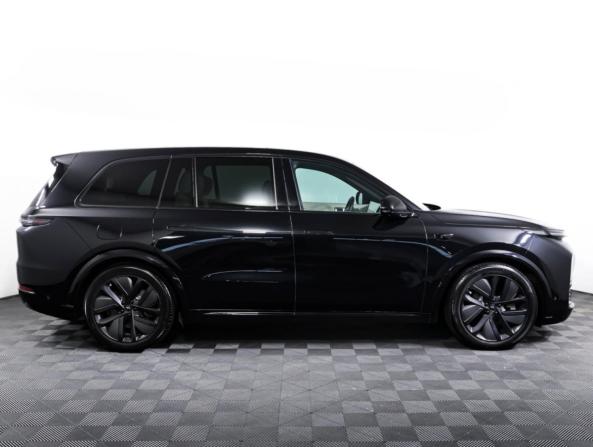 Li Auto (Lixiang) L9 I с пробегом 2023 года, цена 7 300 000 рублей, 34500 км, внедорожник, Автокод Объявления