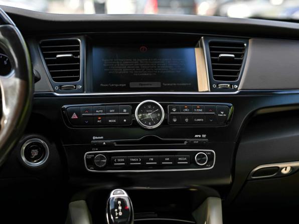 Kia Quoris I с пробегом 2013 года, цена 1 279 000 рублей, 180006 км, седан, Автокод Объявления