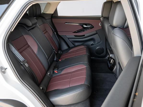 Land Rover Range Rover Evoque II Рестайлинг с пробегом 2025 года, цена 5 850 000 рублей, 65 км, внедорожник, Автокод Объявления