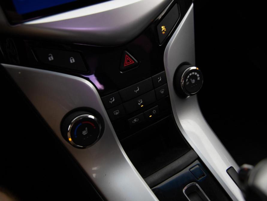 Chevrolet Cruze I Рестайлинг Санкт-Петербург  - изображение 16