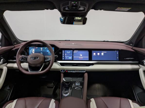 Geely Monjaro I с пробегом 2023 года, цена 2 790 000 рублей, 89462 км, внедорожник, Автокод Объявления