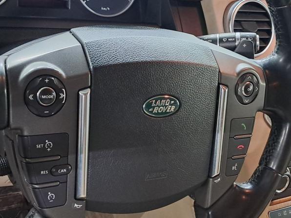 Land Rover Discovery IV с пробегом 2013 года, цена 1 967 000 рублей, 345200 км, внедорожник, Автокод Объявления