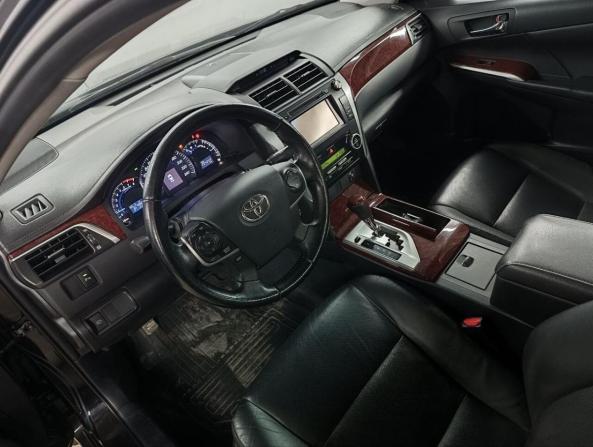 Toyota Camry VII (XV50) с пробегом 2012 года, цена 1 599 000 рублей, 200000 км, седан, Автокод Объявления