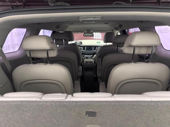 Kia Carnival III с пробегом 2019 года, цена 3 100 000 рублей, 45000 км, минивэн, Автокод Объявления