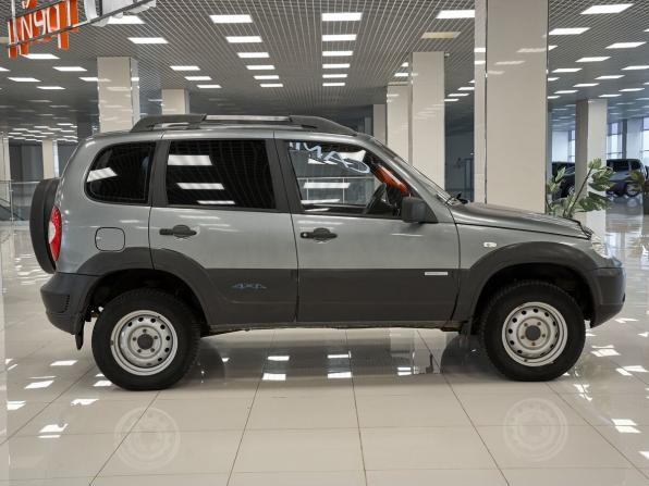 Chevrolet Niva I Рестайлинг с пробегом 2010 года, цена 347 000 рублей, 162170 км, внедорожник, Автокод Объявления