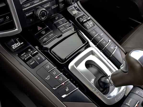Porsche Cayenne II Рестайлинг (958) с пробегом 2014 года, цена 3 795 000 рублей, 146711 км, внедорожник, Автокод Объявления