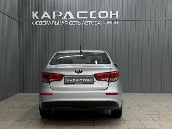 Kia Rio III Рестайлинг с пробегом 2015 года, цена 1 070 000 рублей, 114094 км, седан, Автокод Объявления