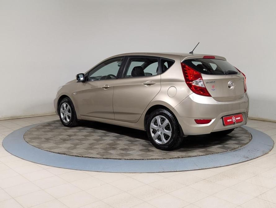 Hyundai Solaris I Екатеринбург  - изображение 6