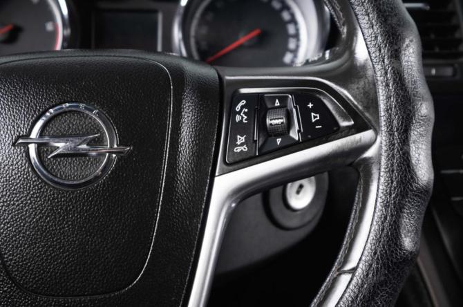 Opel Insignia I с пробегом 2009 года, цена 999 000 рублей, 249350 км, универсал, Автокод Объявления