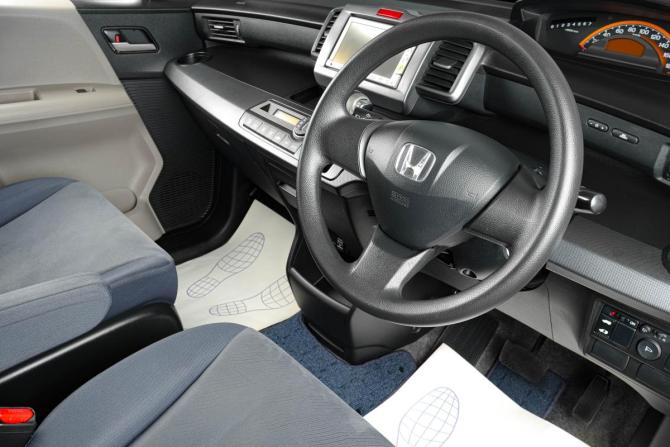 Honda Freed I с пробегом 2010 года, цена 959 000 рублей, 213000 км, компактвэн, Автокод Объявления