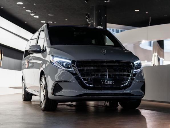 Новый Mercedes-Benz V-Класс III (W447) Рестайлинг 2 2026 года, цена 15 290 000 рублей, минивэн, Автокод Объявления