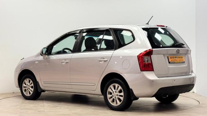 Kia Carens II (UN) с пробегом 2010 года, цена 400 000 рублей, 210483 км, минивэн, Автокод Объявления