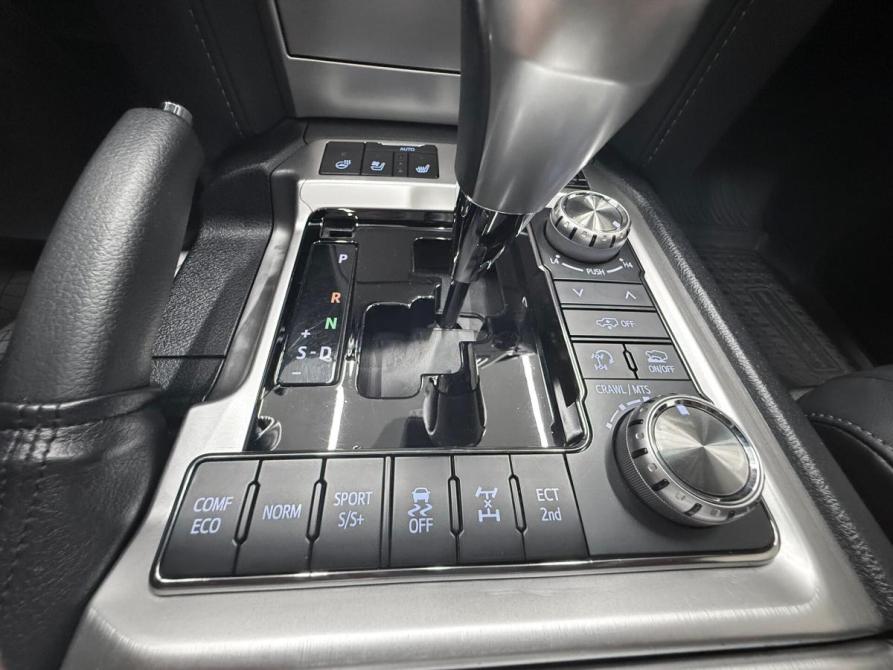 Toyota Land Cruiser 200 Series Рестайлинг 2 Челябинск  - изображение 31