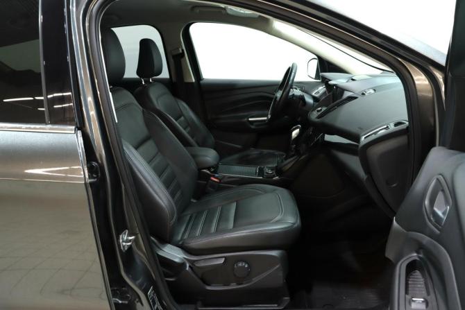 Ford Kuga II Рестайлинг с пробегом 2018 года, цена 1 749 000 рублей, 82635 км, внедорожник, Автокод Объявления
