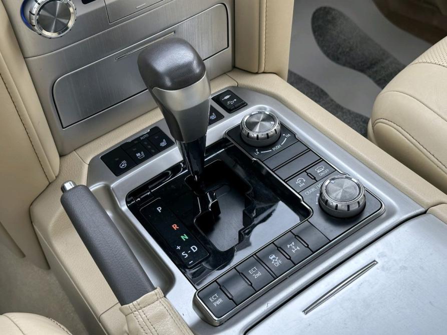 Toyota Land Cruiser 200 Series Рестайлинг 2 Пермь  - изображение 34