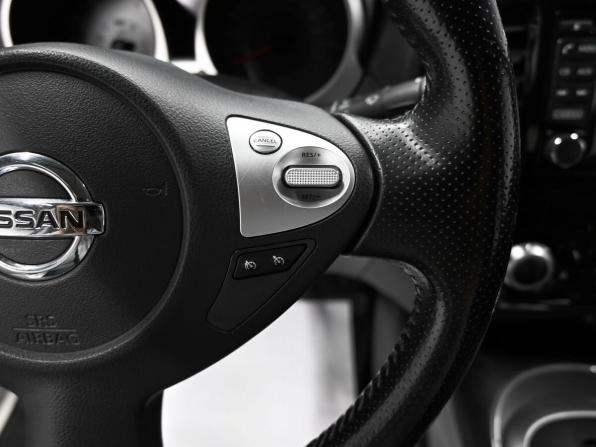 Nissan Juke I Рестайлинг с пробегом 2017 года, цена 1 495 000 рублей, 110060 км, внедорожник, Автокод Объявления
