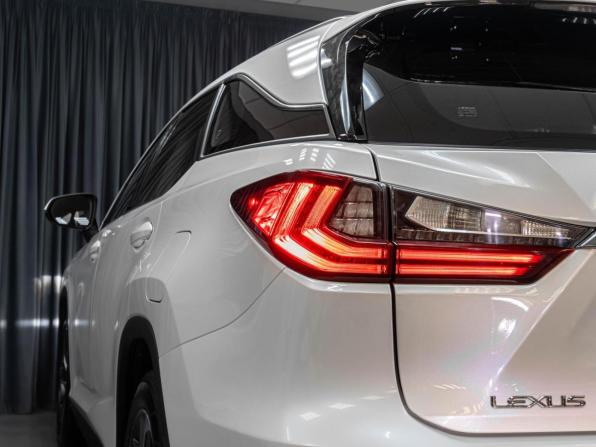 Lexus RX IV с пробегом 2018 года, цена 4 450 000 рублей, 105967 км, внедорожник, Автокод Объявления