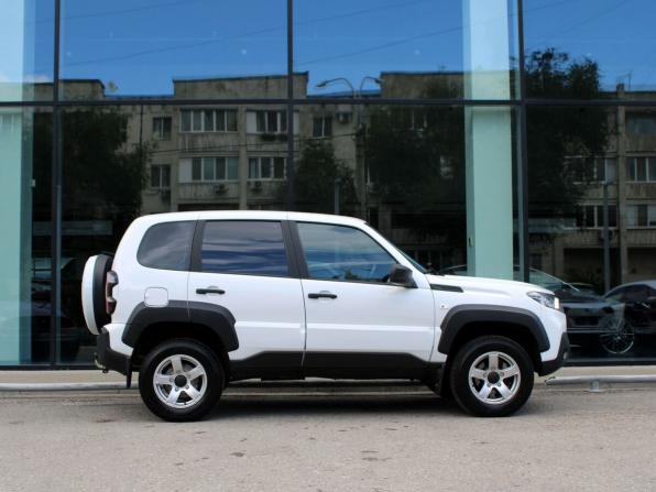 Lada (ВАЗ) Niva Travel I с пробегом 2024 года, цена 1 175 000 рублей, 25300 км, внедорожник, Автокод Объявления