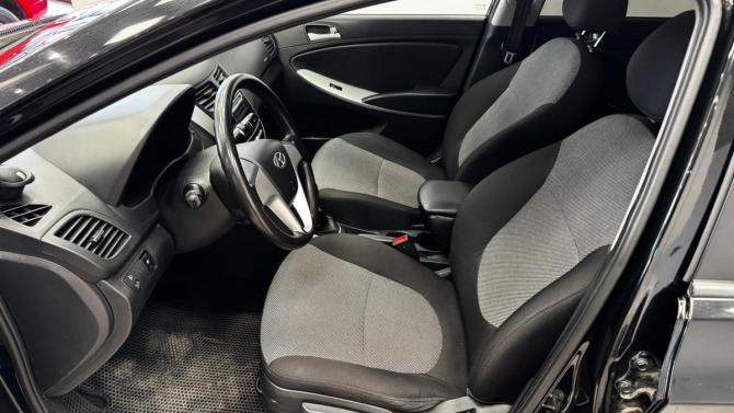 Hyundai Solaris I с пробегом 2011 года, цена 610 000 рублей, 147991 км, седан, Автокод Объявления
