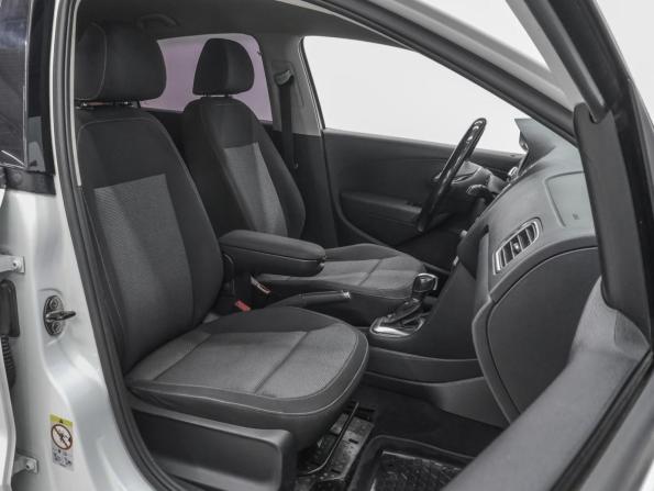 Volkswagen Polo V Рестайлинг с пробегом 2018 года, цена 1 280 000 рублей, 117329 км, седан, Автокод Объявления