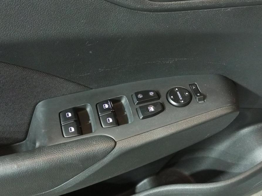 Hyundai Solaris II Уфа  - изображение 17