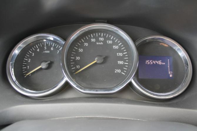 Renault Sandero II с пробегом 2015 года, цена 650 000 рублей, 156000 км, хэтчбек, Автокод Объявления