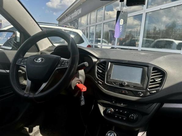 Lada (ВАЗ) Vesta I с пробегом 2017 года, цена 750 000 рублей, 131480 км, седан, Автокод Объявления