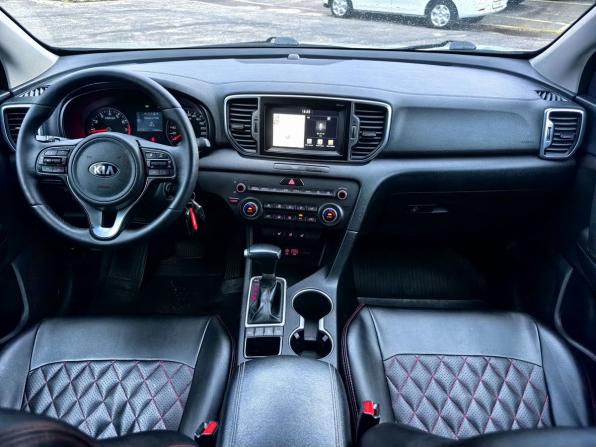 Kia Sportage IV с пробегом 2017 года, цена 1 859 000 рублей, 130000 км, внедорожник, Автокод Объявления
