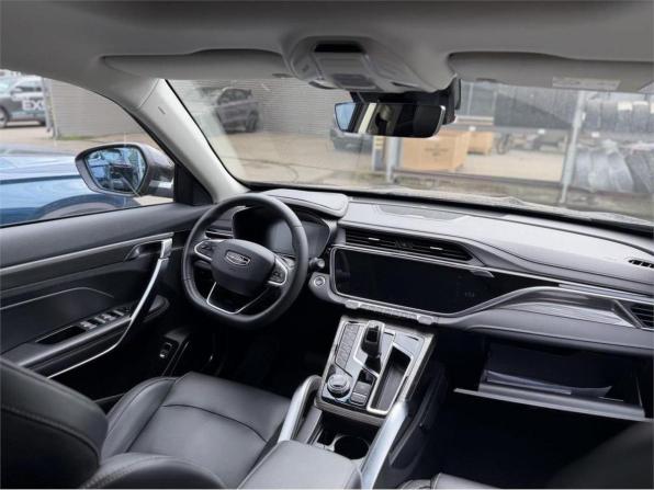 Geely Atlas Pro с пробегом 2022 года, цена 1 875 000 рублей, 73427 км, внедорожник, Автокод Объявления