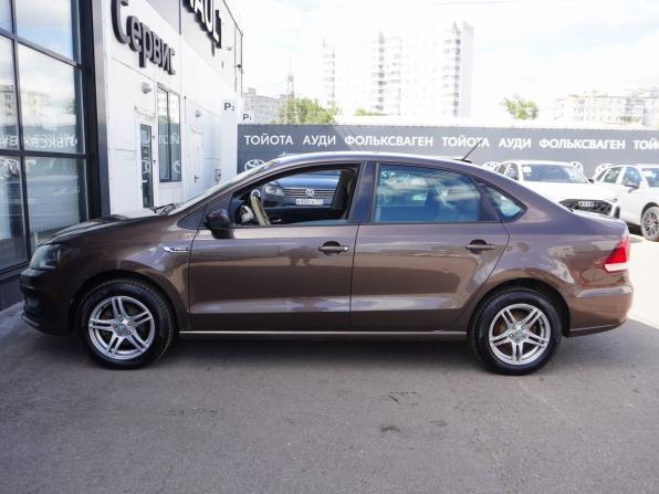 Volkswagen Polo V Рестайлинг с пробегом 2015 года, цена 980 000 рублей, 152420 км, седан, Автокод Объявления